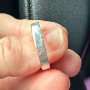 Silver hammered band/ square shape ring size 7